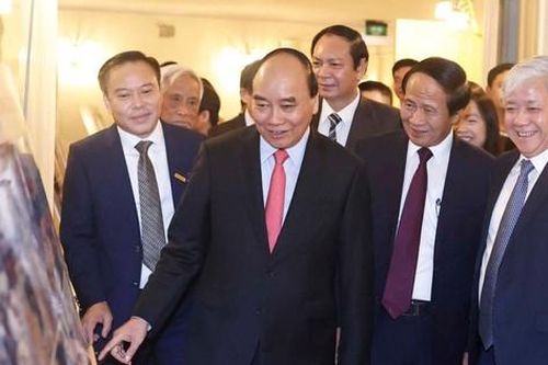 Chủ tịch nước dự Lễ tôn vinh nông dân Việt Nam xuất sắc năm 2022