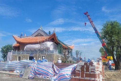 Thanh tra công trình đền thờ xây trái phép, 'chây ì' tháo dỡ