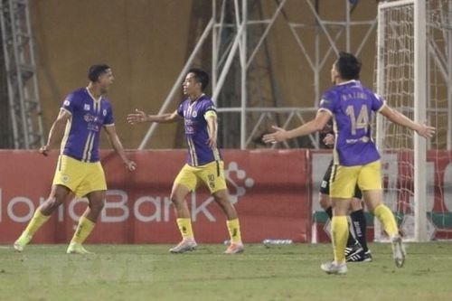 V.League 2022: Chiến thắng áp đảo, Hà Nội vững vàng ngôi đầu bảng