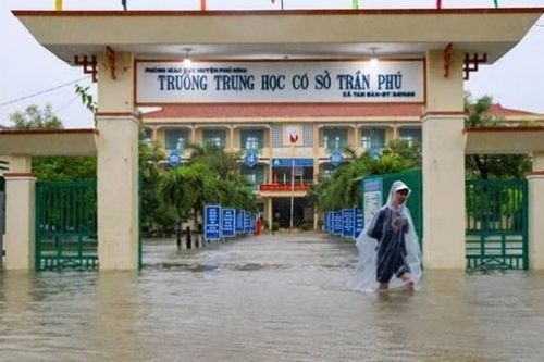 Những địa phương nào cho học sinh nghỉ học để ứng phó với cơn bão số 5?