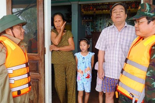 Thừa Thiên Huế ưu tiên khắc phục hậu quả, chủ động ứng phó với mưa lũ