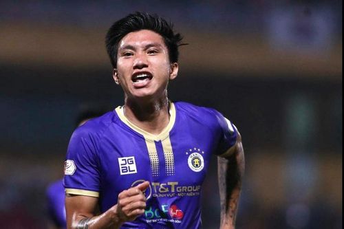 Văn Hậu ghi bàn sau gần 1500 ngày ở V.League