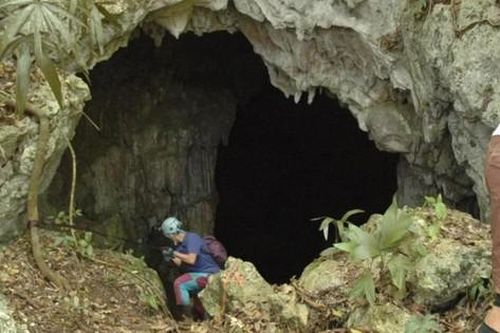 Tìm thấy sợi dây xanh bí ẩn trong răng của nạn nhân hiến tế thần mưa Maya