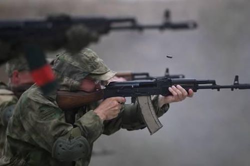 Nga: Tin mới vụ xả súng vào lính tình nguyện ở thao trường giáp Ukraine