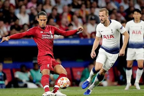 Van Dijk: Đập tan chỉ trích bằng việc 'bỏ túi' Haaland?