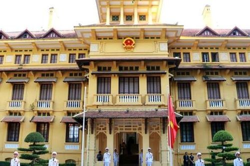 Bộ Ngoại giao có 28 đơn vị, tổ chức, thực hiện 30 nhiệm vụ và quyền hạn