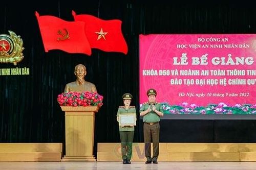 Thành tích ấn tượng của nữ thủ khoa Học viện ANND