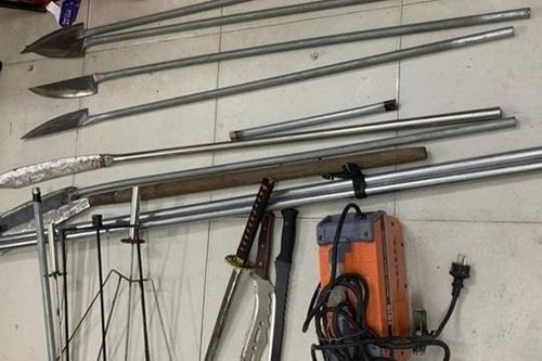 Nhiều nhóm 'trẻ trâu' mang hung khí, dao phóng lợn giải quyết mâu thuẫn