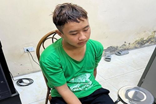 Chiêu trò của đối tượng trộm cắp 2 chiếc điện thoại iPhone 'xịn'