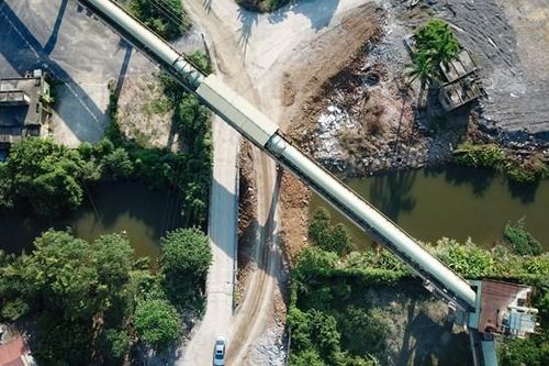 Xã dùng đất, đá lấp sông phục vụ doanh nghiệp