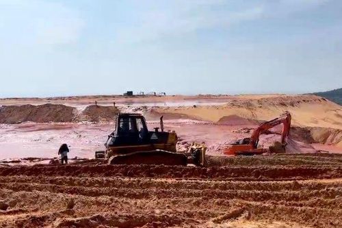 Bình Thuận: Tìm thấy thi thể nạn nhân thứ 3 trong vụ sạt lở mỏ khai thác ti-tan