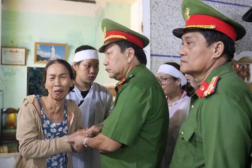 Giúp dân chạy lũ, một Trung úy Công an ra đi mãi mãi