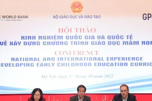 Xây dựng chương trình giáo dục mầm non mới: Không được phép sai lầm