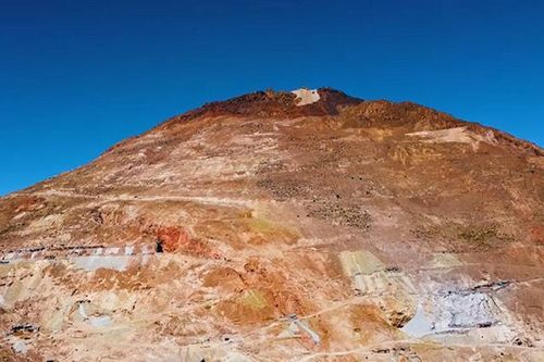 Sự thật khủng khiếp ngọn núi 'nuốt gọn' 8 triệu sinh mạng ở Bolivia