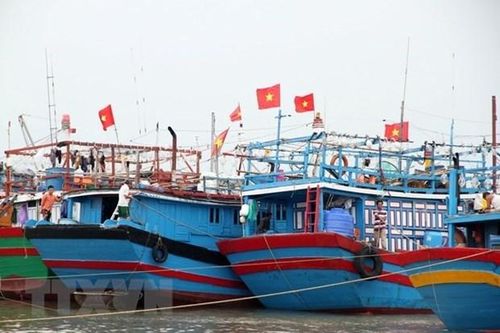 Ứng phó bão số 6 và khắc phục hậu quả mưa lũ tại miền Trung