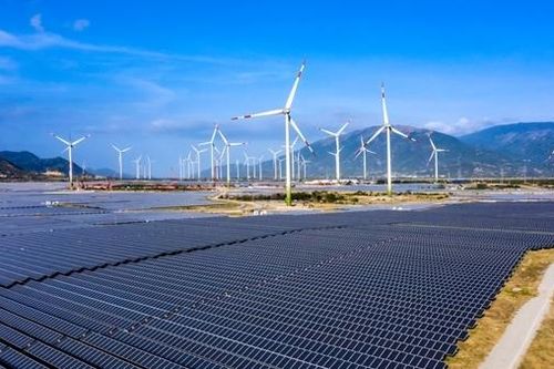 EVN chưa xem xét việc để lãng phí nguồn điện sạch trị giá 2 tỷ đồng mỗi ngày