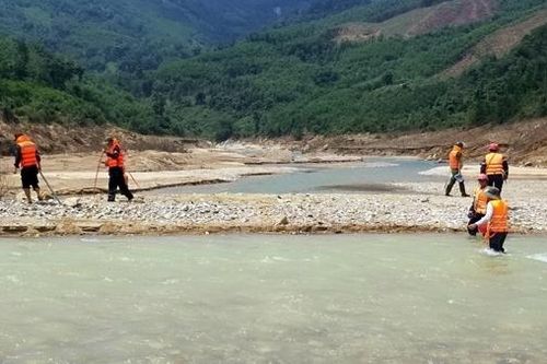 Điều động lực lượng, phương tiện hỗ trợ tìm kiếm nhân viên thủy điện Kà Tinh 1 mất tích
