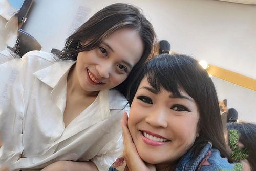 Sao Việt 17/10: Phương Thanh khoe con gái xinh đẹp tuổi 17