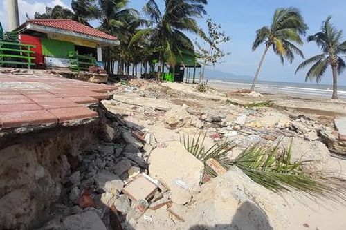 Bờ biển Đà Nẵng ra sao sau những trận mưa, lũ liên tiếp?