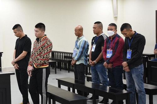 Kéo nhau vào tù vì giải quyết tranh chấp đất theo kiểu 'giang hồ'