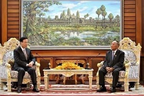 Thường trực Ban Bí thư Võ Văn Thưởng hội kiến các nhà lãnh đạo Campuchia