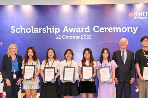 Đại học RMIT trao học bổng hơn 48 tỉ đồng cho sinh viên trong và ngoài nước