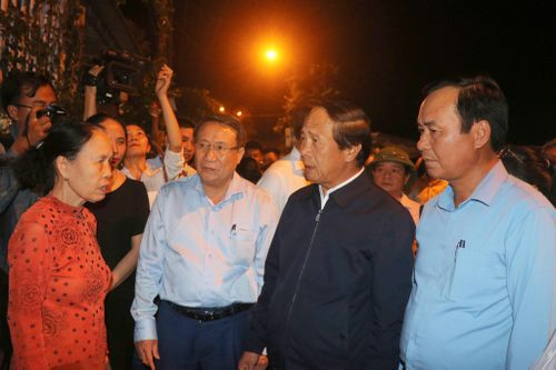 Phó Thủ tướng kiểm tra hiện trường sạt lở đất gây chết người tại Quảng Trị