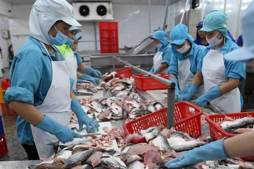 Công Thương qua góc nhìn báo chí ngày 18/10: Xuất khẩu sang Canada, doanh nghiệp cần lưu ý điều gì?