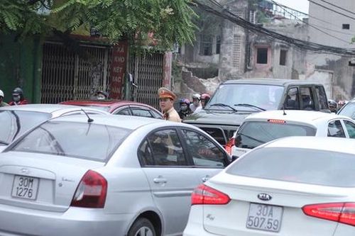 Lập gần 100 trạm thu phí vào nội đô Hà Nội liệu có giảm được ùn tắc?