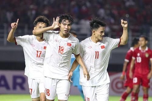 Việt Nam cùng 14 đội tranh vé World Cup U20