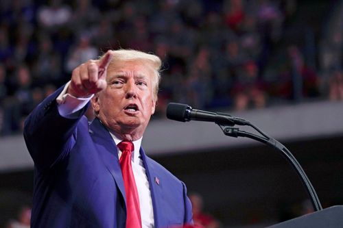 Ông Trump sẽ cung cấp lời khai trong vụ kiện phỉ báng