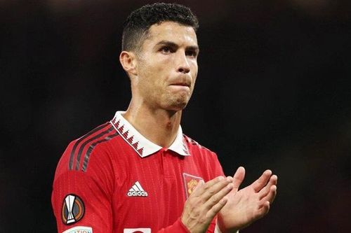 Ronaldo lĩnh xướng hàng công MU trận gặp Tottenham?
