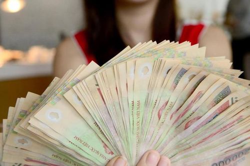 8 khoản chi bạn có thể mạnh tay cắt giảm để tiết kiệm