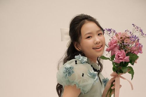 Bộ hình ấn tượng của bé Souchi - thực tập sinh 12 tuổi của một công ty giải trí tại Hà Nội