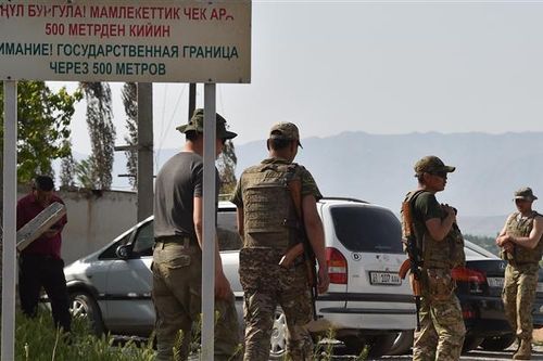 Kyrgyzstan yêu cầu CSTO cử lực lượng tới biên giới với Tajikistan