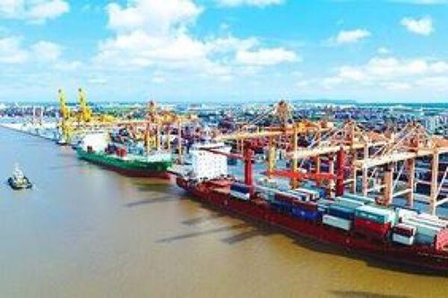 Định vị chuỗi cung ứng Việt