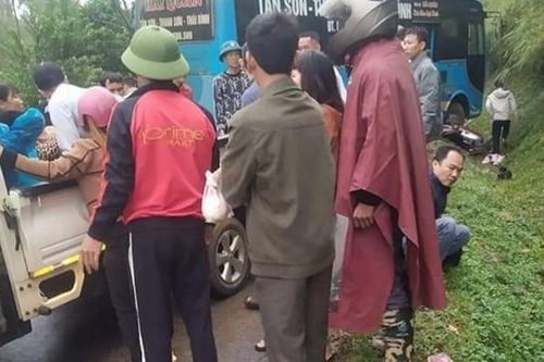 Phú Thọ: Tai nạn liên hoàn khiến 8 người bị thương