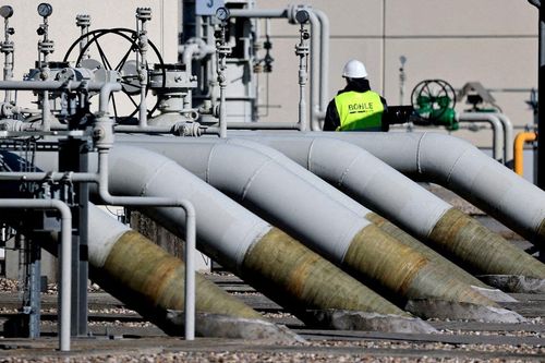 Dòng khí đốt trong Nord Stream 1 bất ngờ nhảy khỏi mức 0
