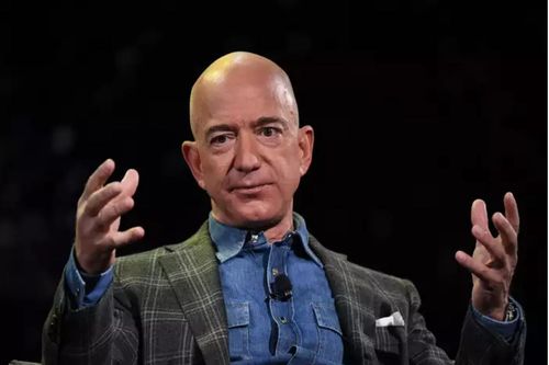 Tỉ phú Jeff Bezos chia sẻ lý do tập trung đầu tư vào không gian