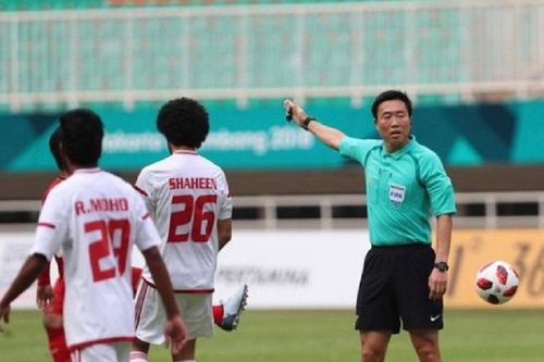 Trọng tài từng xử ép U23 Việt Nam được thuê bắt trận Hải Phòng và Hà Nội: Nỗi buồn lớn!