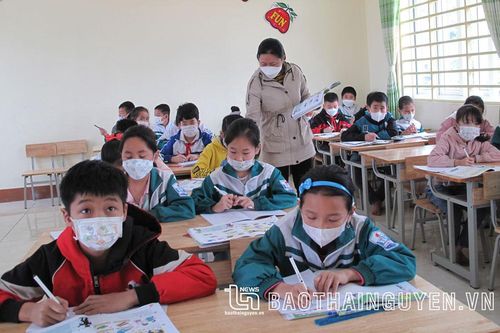 Dạy và học tiếng Anh: Quan tâm đặc biệt đến 'khâu then chốt'