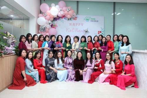 Trường Đại học Chu Văn An (Ecopark) tổ chức họp mặt kỷ niệm ngày thành lập HLH phụ nữ Việt Nam