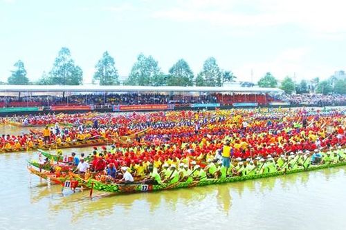 Giải đua ghe ngo năm 2022 tại Sóc Trăng, số đội tham gia cao kỷ lục