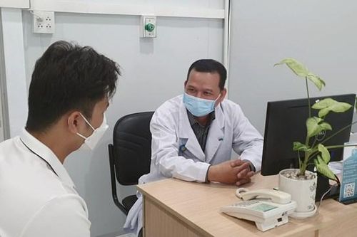 Cần Thơ: Đau dữ dội vì chủ quan sau khi bị chấn thương do chơi thể thao