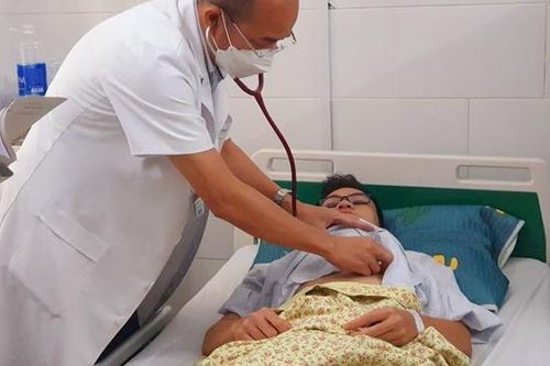 Bệnh nhân sốt xuất huyết tăng vọt, Hà Nội đang cận kề đỉnh dịch?
