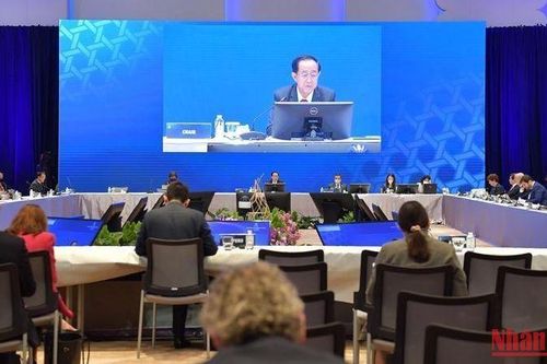 APEC cảnh báo nguy cơ suy thoái kinh tế toàn cầu trong năm tới