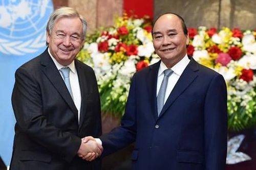Chủ tịch nước Nguyễn Xuân Phúc hội đàm với Tổng Thư ký Liên hiệp quốc António Guterres