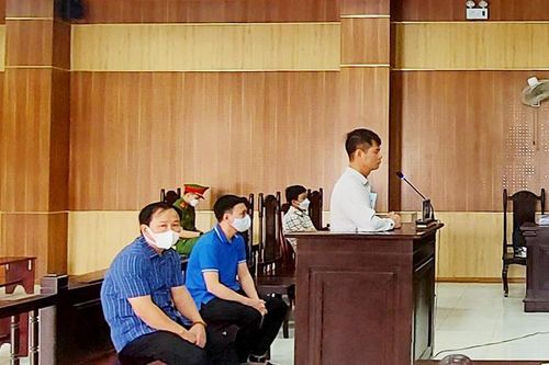 Thanh Hóa khai trừ Đảng 5 cán bộ 'dính' án