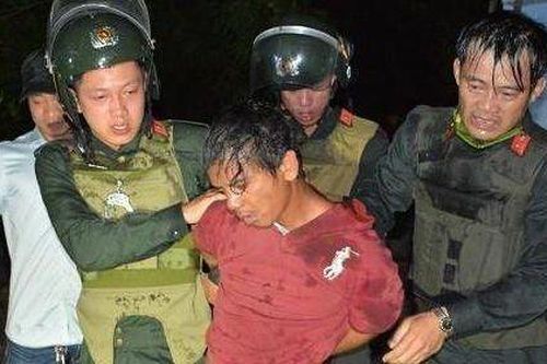 Tin mới vụ đối tượng dùng dao rựa tấn công hai ông cháu thương vong