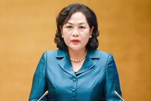 Thống đốc Nguyễn Thị Hồng trình bày Tờ trình dự án Luật Phòng, chống rửa tiền (sửa đổi)